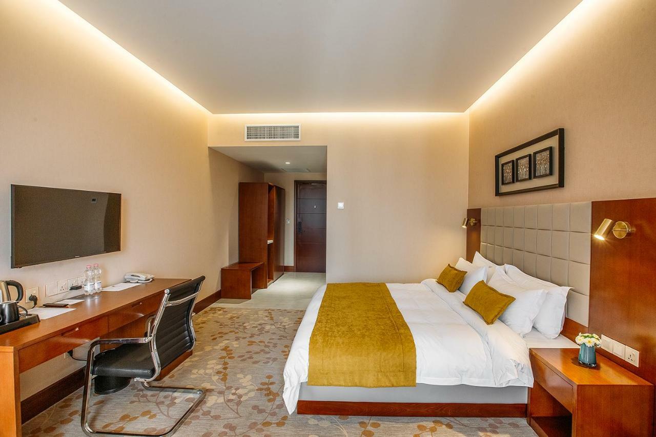 Horizont Hotel Tiflis Exterior foto